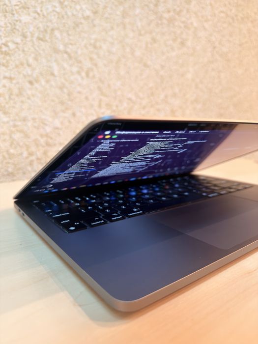 MacBook Pro 13” M1 (2020) — Silver