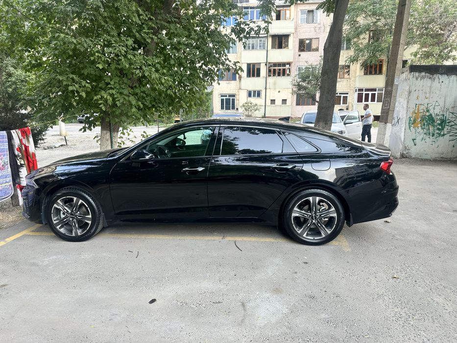 Kia k5  full 2mator