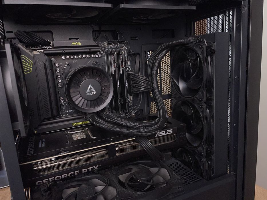 Kelajak mashinasi, 64 GB DDR5 RAM bilan, komputer, kompyuter