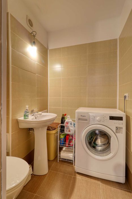 Costin Georgian, 3 camere, semidecomandat, complet mobilat si utilat