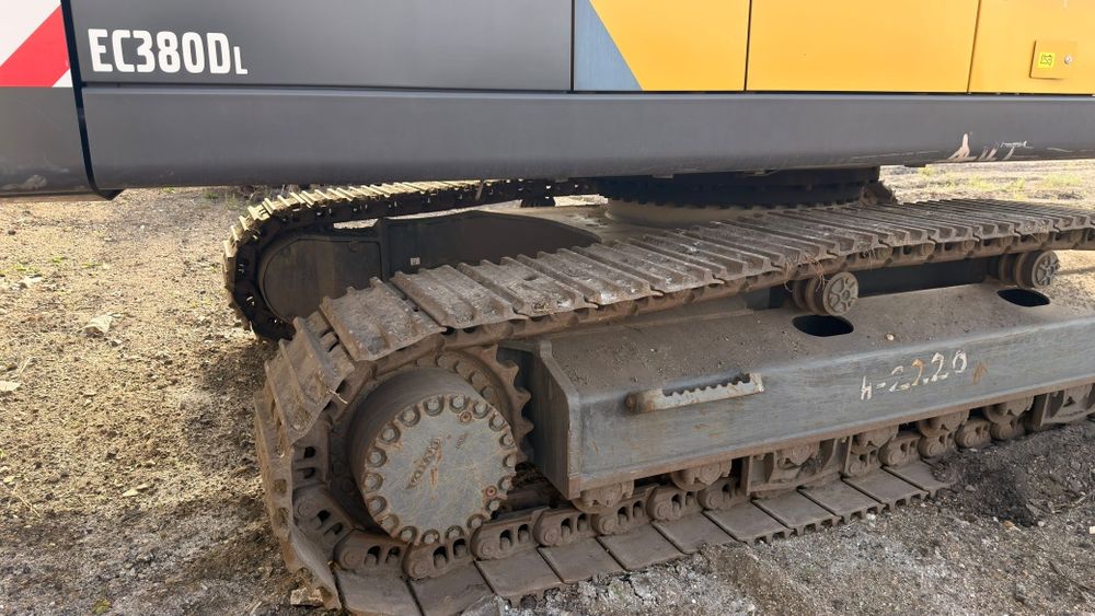 Продам экскаватор VOLVO EC380DL