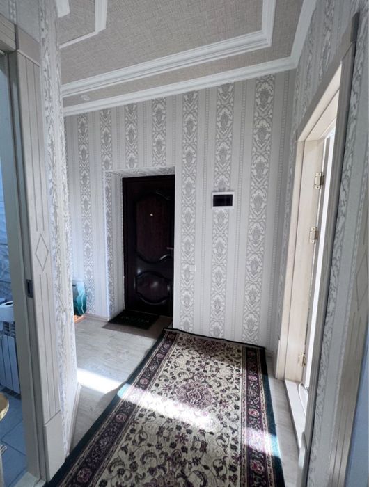 Срочна 2 хонали уй янги домдан вокзалда сотилади