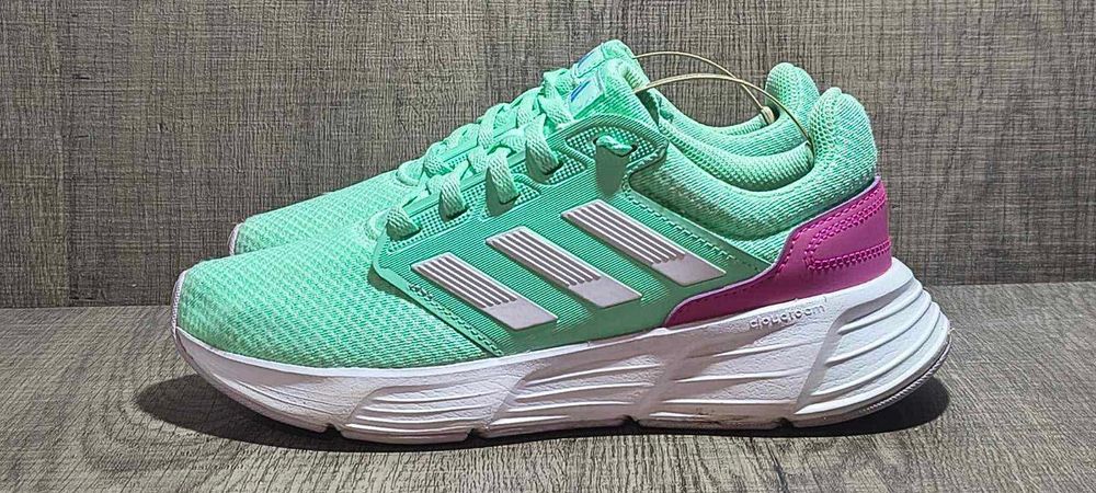 Дамски маратонки adidas