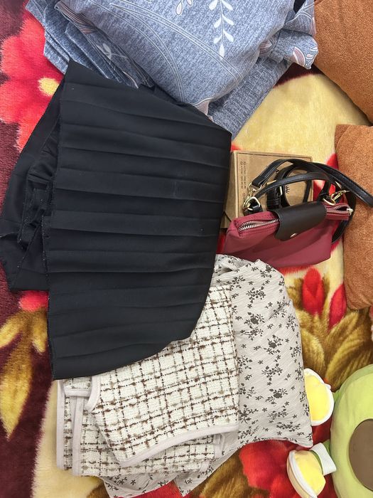 Отдам бесплатно вещи