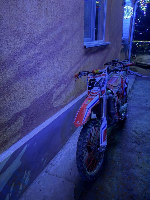 Moto cross Honda CRF 450 R