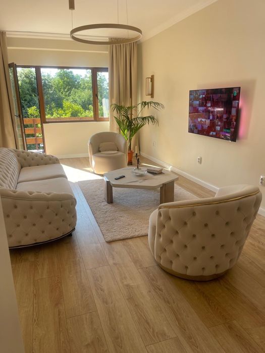 Apartament 3 camere satu mare la cheie