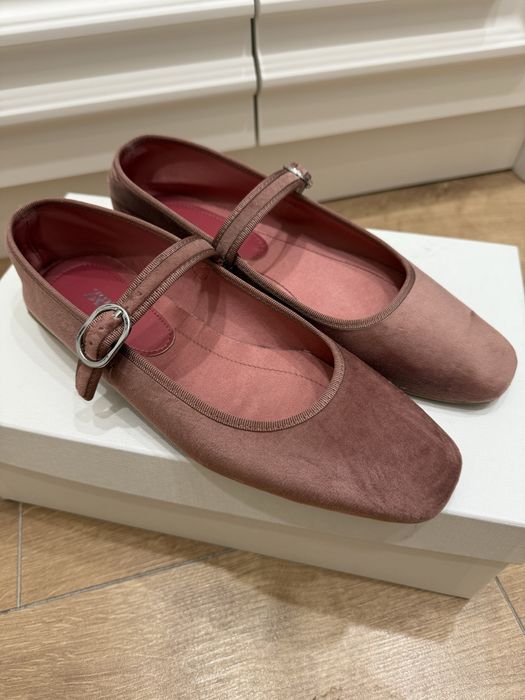 Продам балетки Zara