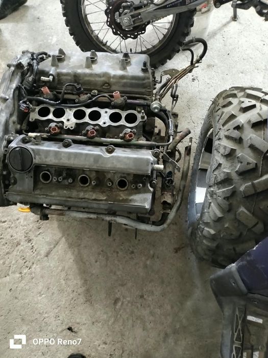 Продам двигатель на Ниссан цефиро