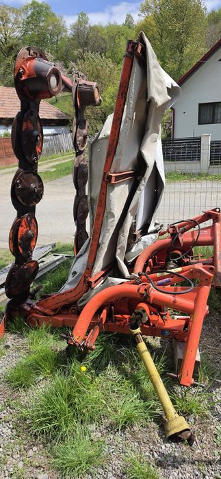 Coasa rotativa KUHN de 2 m
