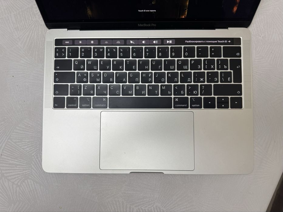 Macbook pro в идеальном состоянии