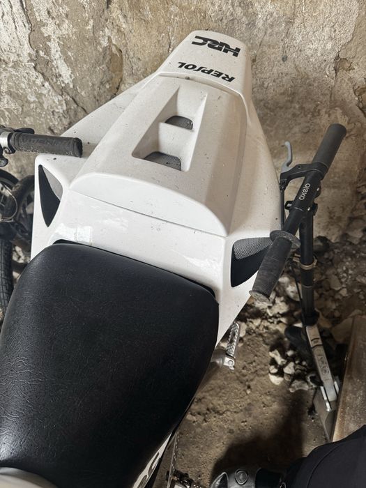 Honda cbr 1000rr fireblade