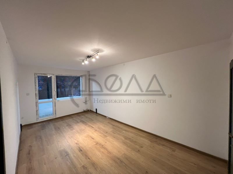 Продава се Тристаен апартамент в София, Младост 1 - 77 кв.м за 2312 €/кв.м - Снимка #1