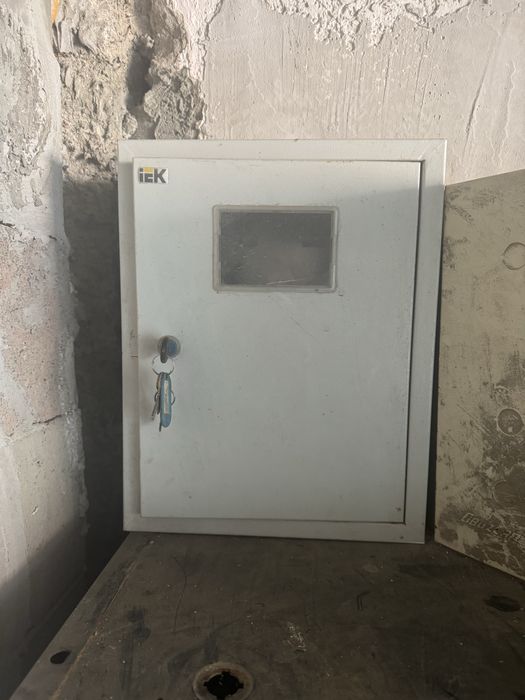 Ящик щиток для электросчетчика