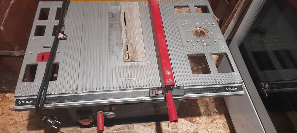 Продам настольную пилу