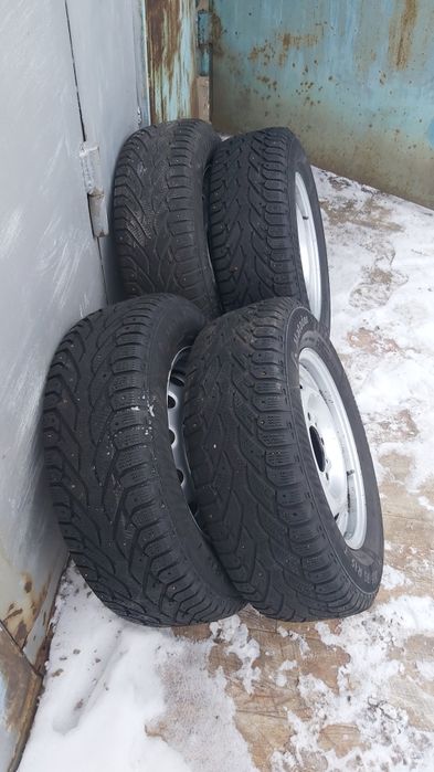 Продам шины зимние