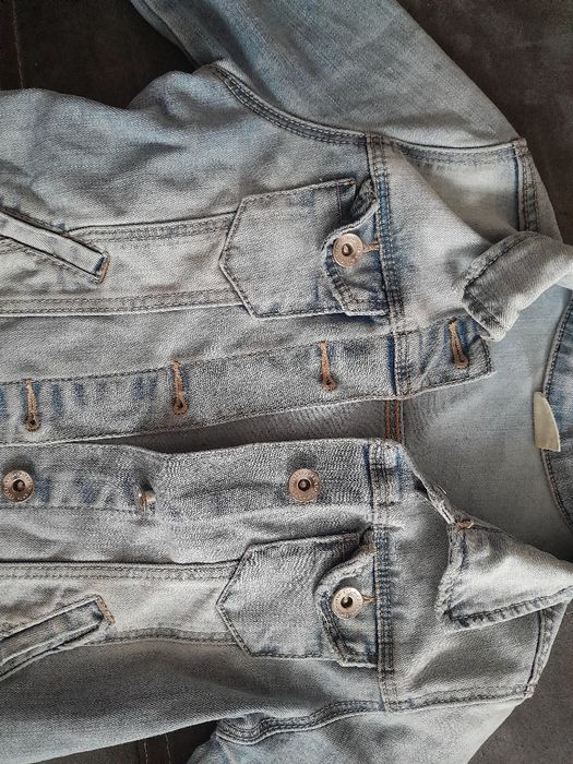 Дънкено яке на Зара