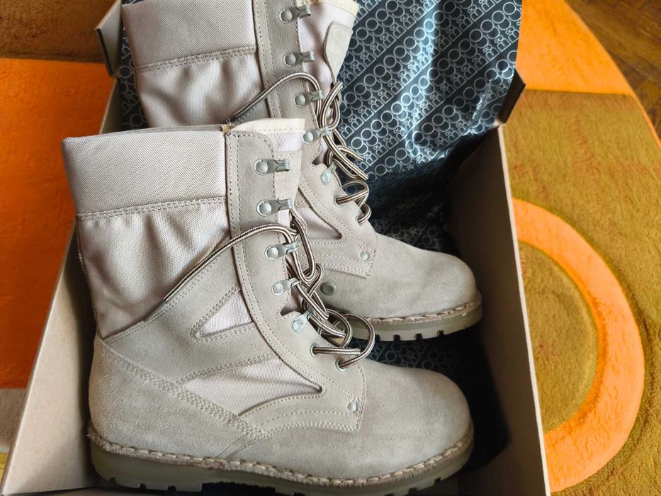 Bocanci militari nr.44 vara