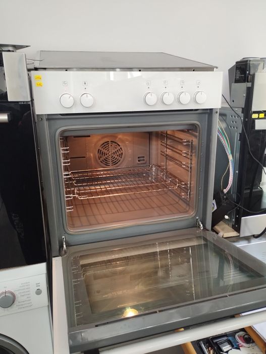 Фурна с плот BOSCH Maxi