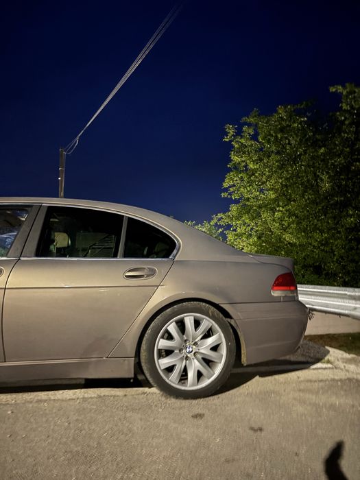 BMW Seria 7 E65 – 3.0 Diesel – Automată – Trapă – Interior crem