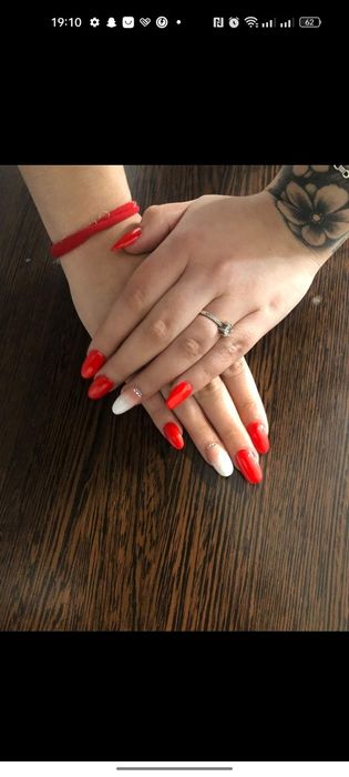 Extensii păr natural  unghii cu gel si semi make-up ,vopsit Bacău