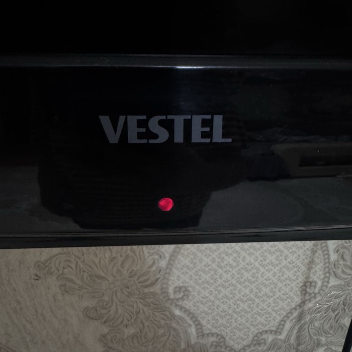 Продается Б/у телевизор