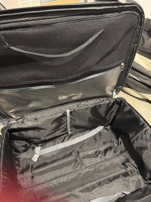 Куфар Samsonite с две колела