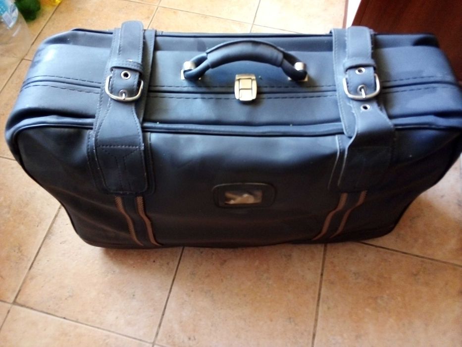 Куфари различни модели