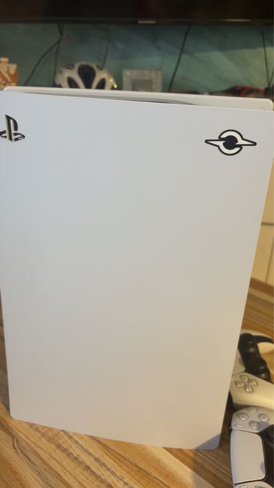 Play Station 5.