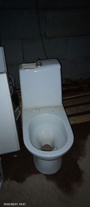 Продам бу Унитаз