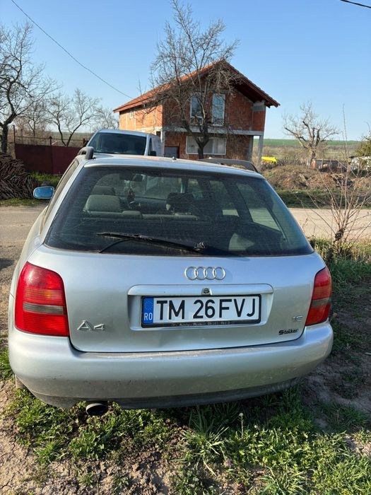Vând Audi A4 combi