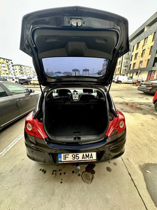 Opel Corsa D 1.2 Benzină – 2007