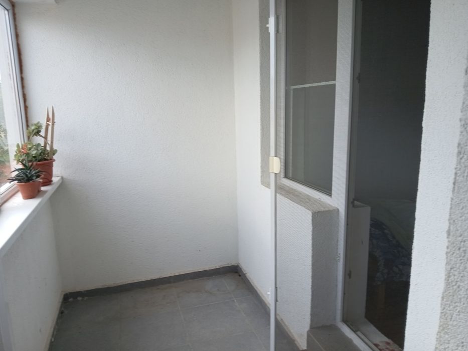 Vand Apartament doua camere decomandat