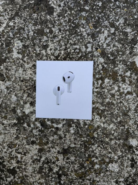 Căști 4 cu noise cancellation (USB-C)