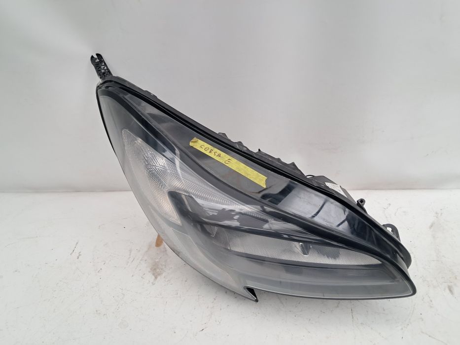 Фар Opel Corsa F