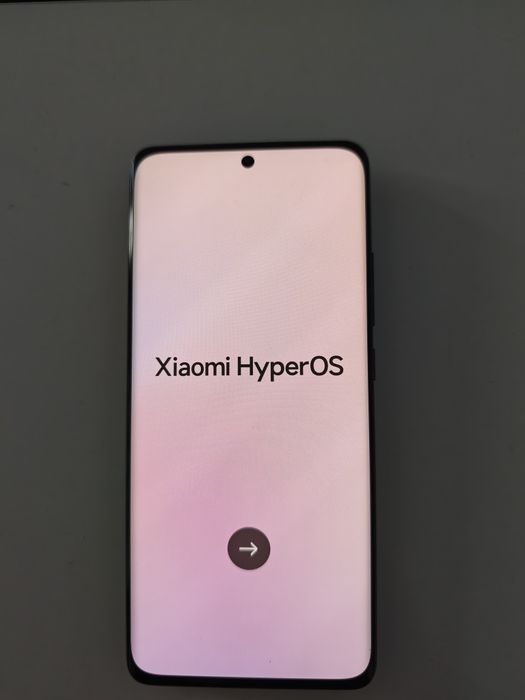 Vând telefonXiaomi 12