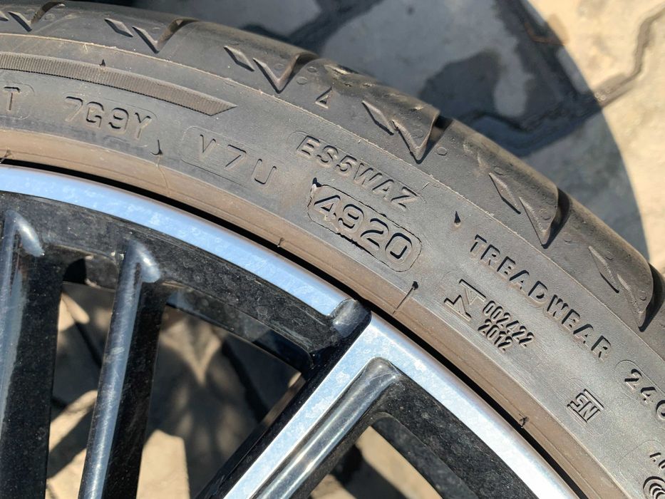 Jante BMW Seria 1 F40 2 F44 Anvelope iarna noi Bridgestone 235 35 19