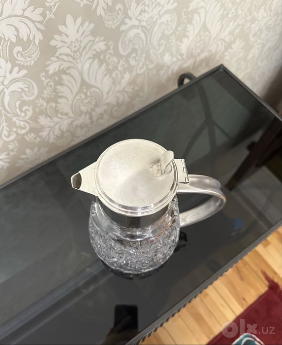 Антикварный графин