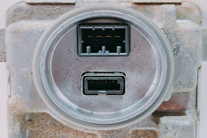 Droser  Balast xenon 8K0941597E Volkswagen VW Touareg generatia 1 7L