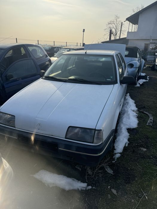 Рено 19/ renaut 19 бензин