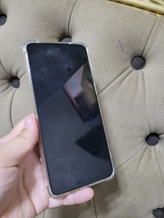 Продам смартфон Redmi Note 9S