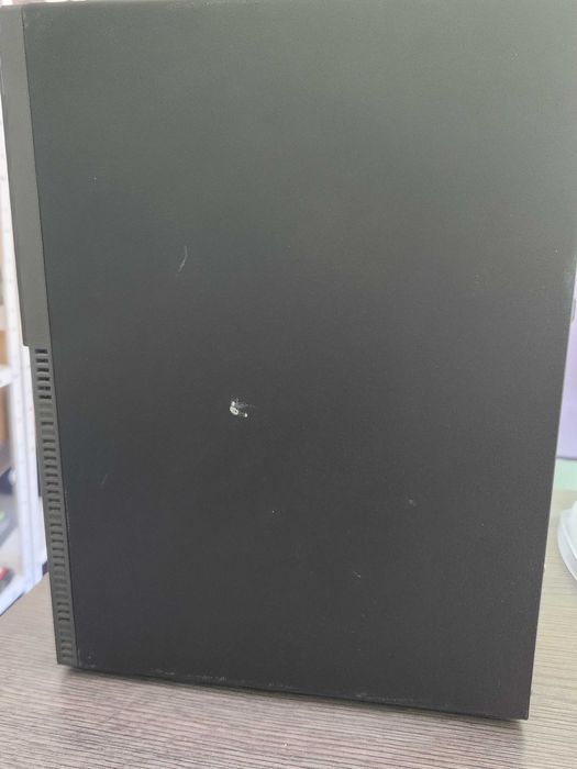 Настолен компютър Lenovo ThinkCentre M710t Intel i3 6100 / 8GB DDR4 / SSD 256 GB NVMe