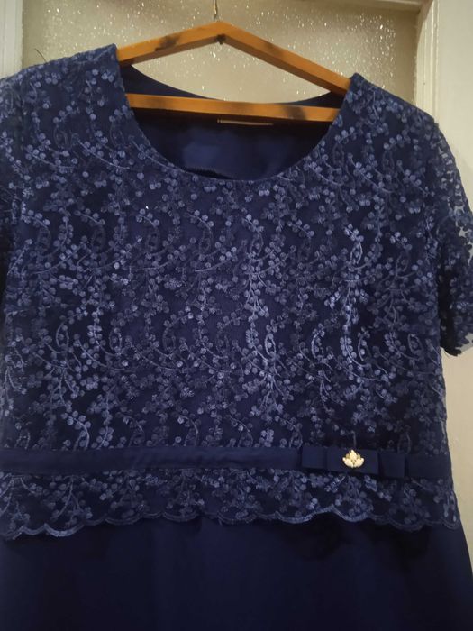 Очень красивые платья.