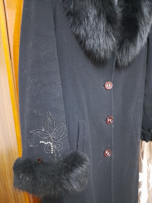 Женское зимнее пальто