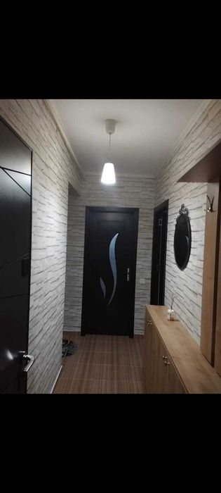 Închiriez apartament 2 camere