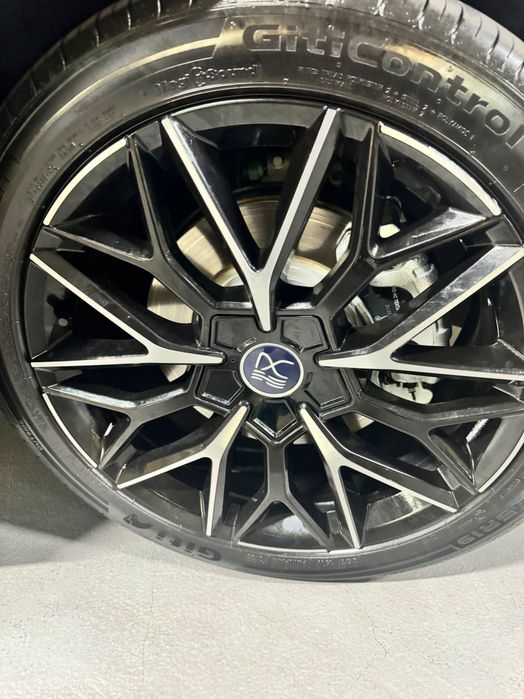 Продаётся диск+ шина byd han родной диска