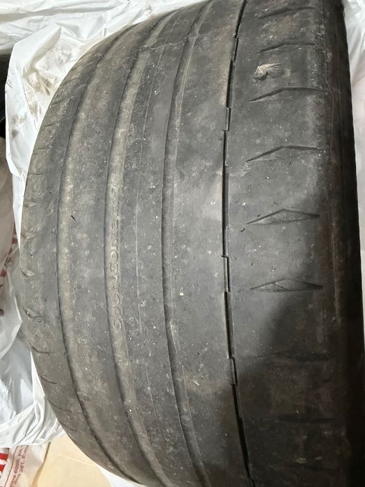 Спорт пакет гуми Continental 19 цола 235/40/19 и 275/35/19