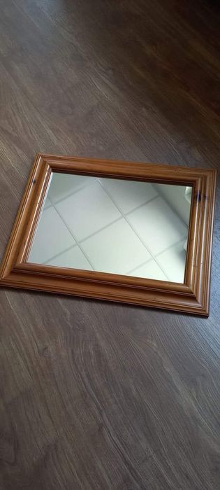 Стенно  огледало