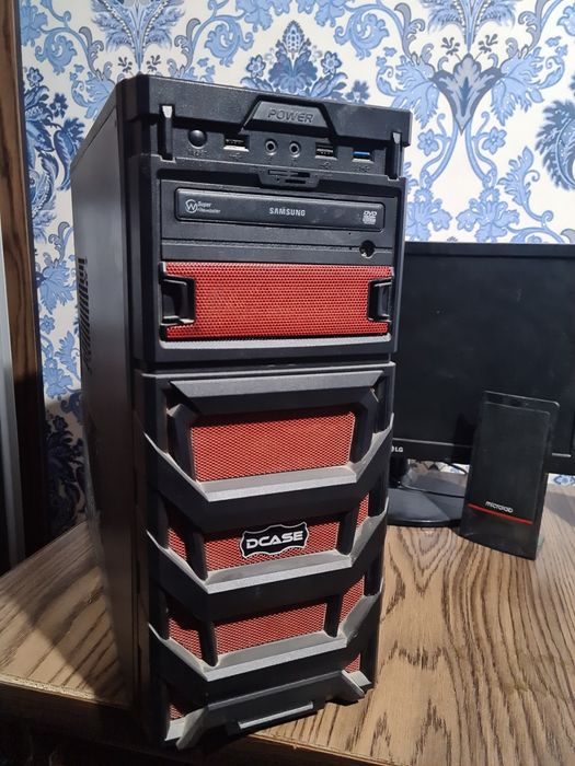 Kompyuter komplekt ideal srochna