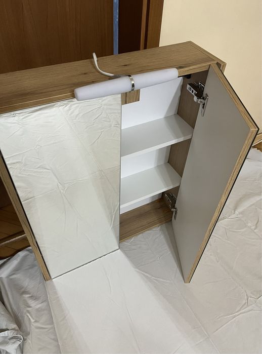 Шкаф за Баня HPL