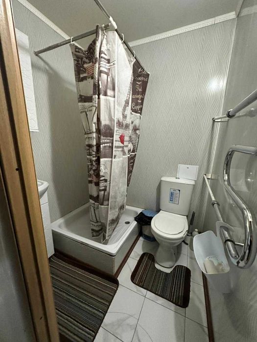 Продам оденокомнатную квартиру в центре города